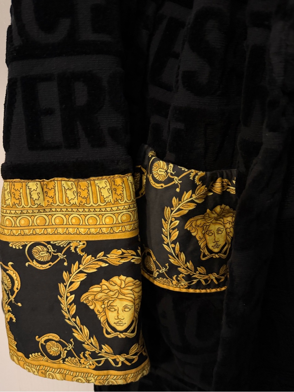 Versace I Love Baroque Belted Bathrobe in Black - Picture 3 of 4